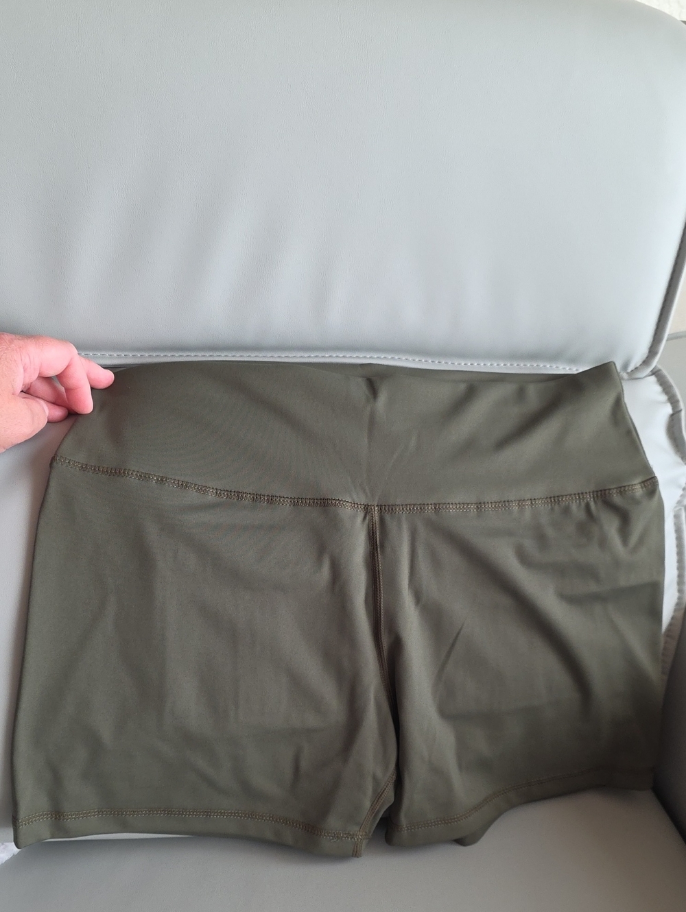 Women's Army Green Cargo Active Yoga Shorts NWT